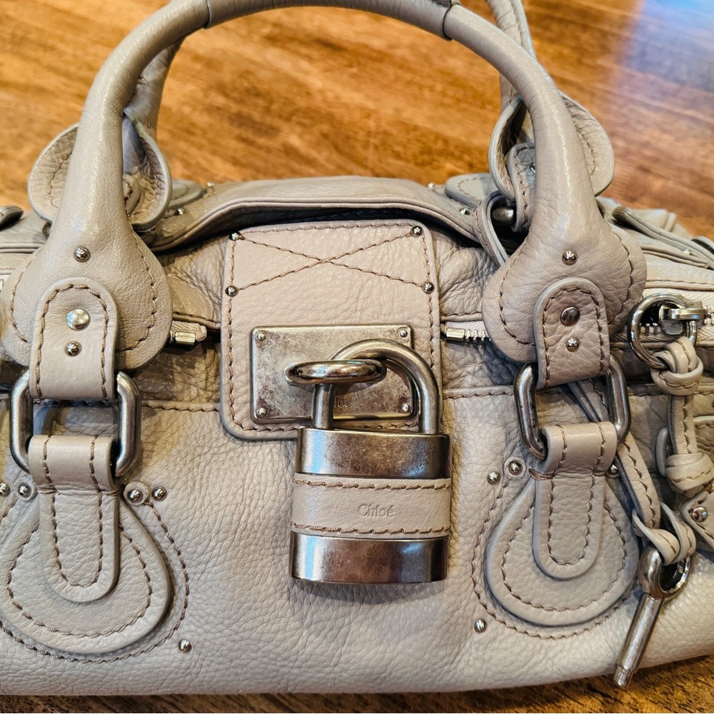 Chloé Paddington 2006. Stone/beige pebble leather and matte silver hardw…
